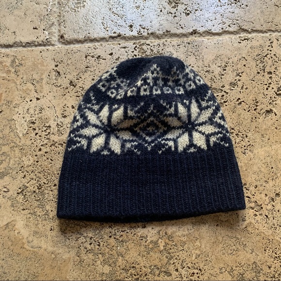 J. CREW LAMBSWOOL SNOWFLAKE FAIR ISLE HAT BLUE